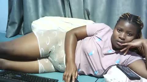 nicole online show from 01/26/25, 10:35