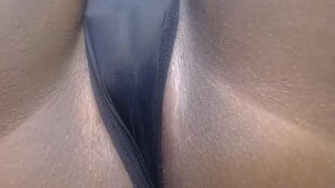 Snapshot of brownebony4 chatting on 09/23/25, 06:38 Brownie online show from 09/23/25, 06:38