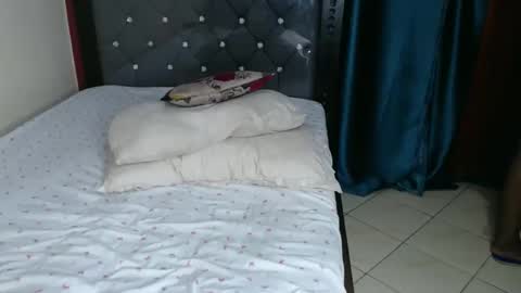 Snapshot of brownebony4 chatting on 10/08/25, 05:05 Brownie online show from 10/08/25, 05:05