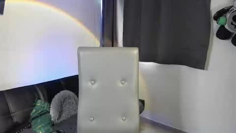 miss muller online show from 02/19/25, 09:47