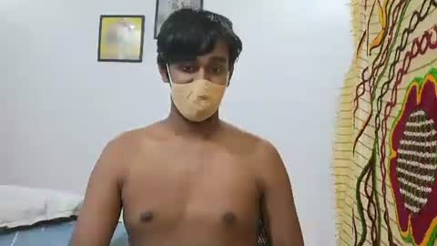 Snapshot of brownguy2505 chatting on 09/17/25, 07:04 brownguy2505 online show from 09/17/25, 07:04