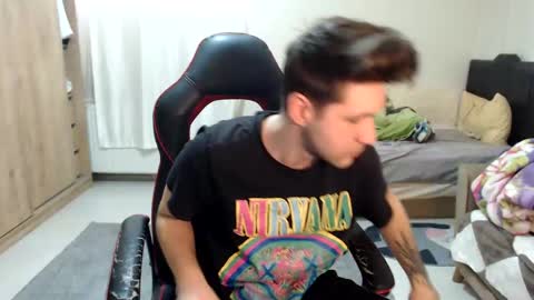 Snapshot of brownhaiir chatting on 03/04/25, 12:12 brownhaiir online show from 03/04/25, 12:12