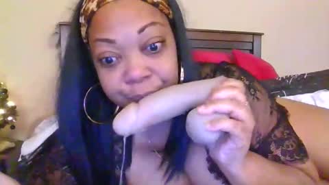 brownroundrenee online show from 11/16/25, 11:27