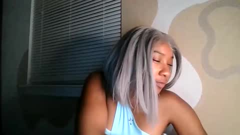 Brownsuagrcutie online show from 05/25/26, 03:56