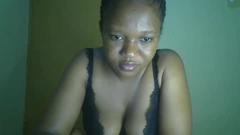 Snapshot of browny_kinky chatting on 06/11/26, 12:54 pitch online show from 06/11/26, 12:54