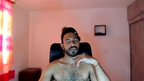 bruce_1111 online show from 06/02/26, 06:54