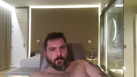 Bruce Wayne online show from 02/14/25, 08:48