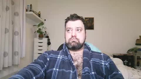 Bruce online show from 11/17/25, 06:35