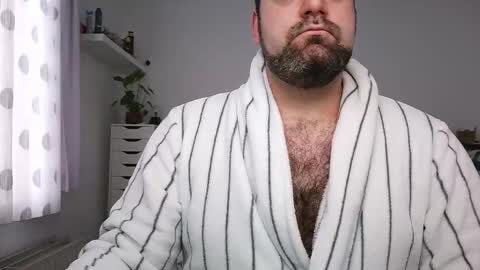 Bruce online show from 11/23/25, 08:58