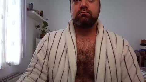 Bruce online show from 11/30/25, 10:08