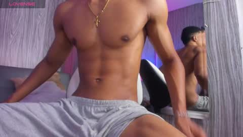 Snapshot of brucesmiith chatting on 10/22/25, 10:59 brucesmiith online show from 10/22/25, 10:59