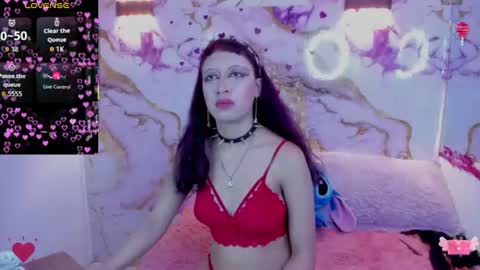 Snapshot of brue_faithfulslut chatting on 06/14/26, 05:15 Brue online show from 06/14/26, 05:15