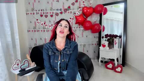 Snapshot of brunaabullock1 chatting on 02/14/25, 12:30 Bruna Bullock online show from 02/14/25, 12:30