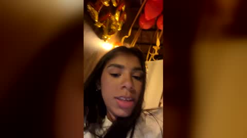Snapshot of brunetteadams001 chatting on 01/07/26, 03:42 SARAH online show from 01/07/26, 03:42