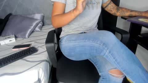 brunette online show from 01/05/25, 07:17