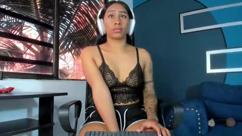 brunette online show from 03/02/25, 09:22