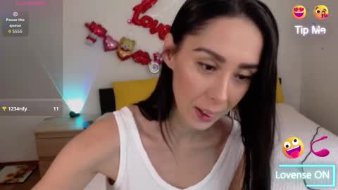 Ellis online show from 10/25/25, 06:32