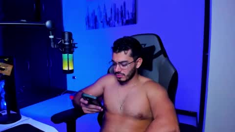 Snapshot of bruno_diaz31 chatting on 10/11/25, 07:51 Bruno online show from 10/11/25, 07:51