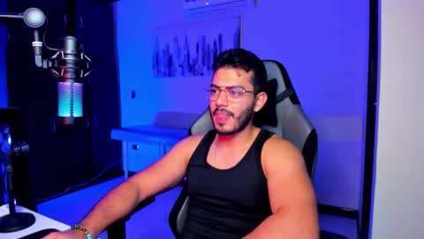 Snapshot of bruno_diaz31 chatting on 10/16/25, 05:19 Bruno online show from 10/16/25, 05:19