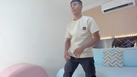 Bruno online show from 06/20/26, 07:16