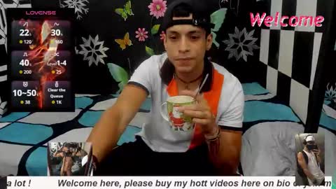 Snapshot of brunocuttie94 chatting on 10/20/25, 10:43 Join my fan club here 150 tokens a month online show from 10/20/25, 10:43