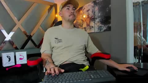 Say me Bruno online show from 10/14/25, 01:01