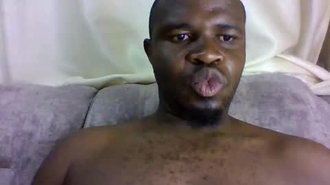 Snapshot of brusedarling chatting on 03/23/26, 03:32 brucedarling online show from 03/23/26, 03:32