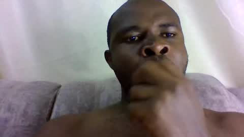Snapshot of brusedarling chatting on 04/24/26, 05:43 brucedarling online show from 04/24/26, 05:43