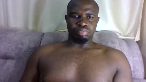 Snapshot of brusedarling chatting on 05/19/26, 03:35 brucedarling online show from 05/19/26, 03:35