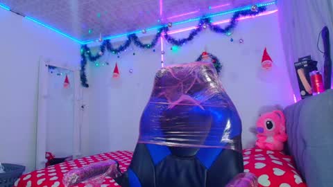 BRYAM INDEPENDENT MODEL online show from 12/18/24, 06:21