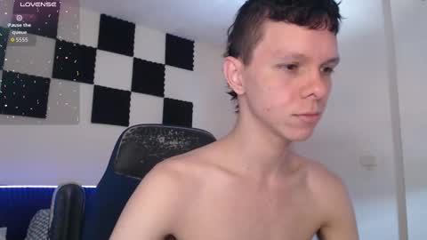 bryamado online show from 11/17/25, 03:40