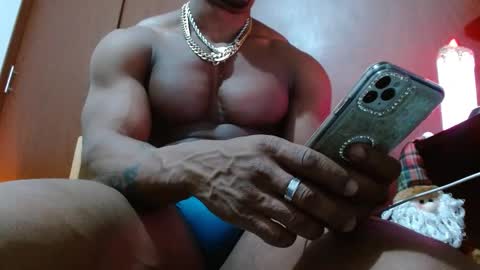 Enjoy the best muscle straws   online show from 02/22/25, 02:28