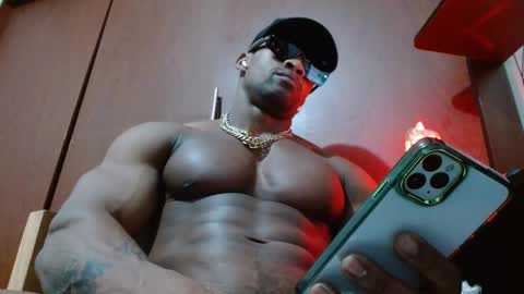 Enjoy the best muscle straws   online show from 03/08/25, 01:50