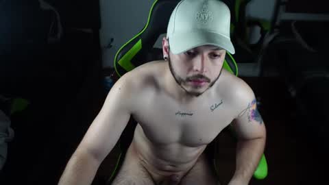 Snapshot of bryanncan01 chatting on 12/15/24, 07:10 Bryannsex online show from 12/15/24, 07:10