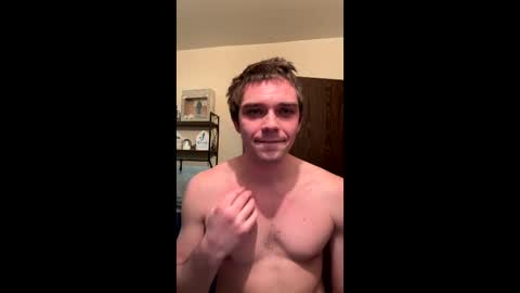 Snapshot of brysonntooth chatting on 12/16/25, 02:16 ChadStrokeman online show from 12/16/25, 02:16