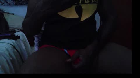 Snapshot of bsniz01for1 chatting on 11/17/25, 08:09 bsniz01for1 online show from 11/17/25, 08:09