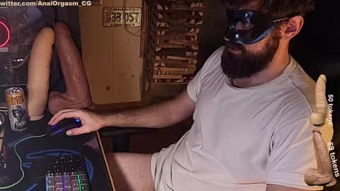 Snapshot of btarkhun chatting on 02/17/25, 01:47 Anal Orgasm online show from 02/17/25, 01:47