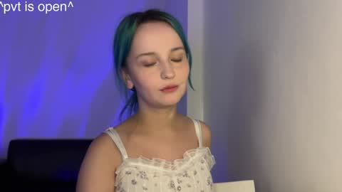 bubble_b00 online show from 01/06/25, 03:40