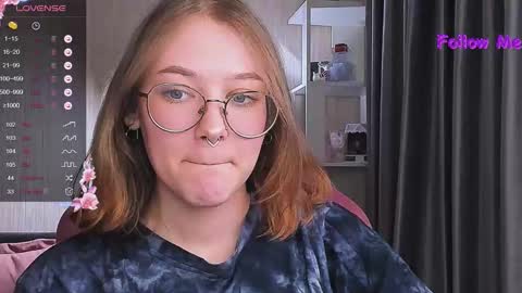 Snapshot of bubble_bunny chatting on 01/10/25, 01:21 Ruby online show from 01/10/25, 01:21