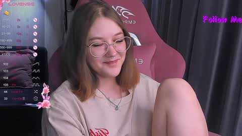 Snapshot of bubble_bunny chatting on 02/26/25, 01:43 Ruby online show from 02/26/25, 01:43