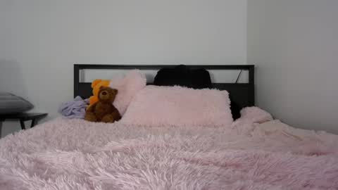 Queen Lola XXX online show from 05/18/26, 06:08