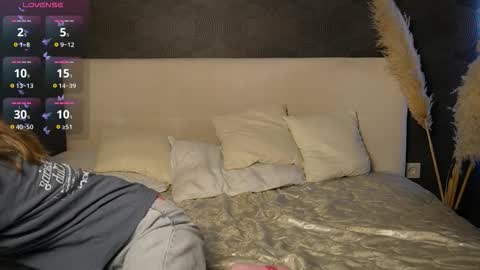 Sabrina  online show from 10/08/25, 04:21