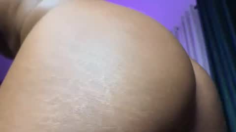 Im Tisia online show from 12/08/24, 03:21