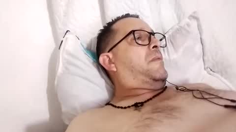 buchs32 online show from 10/19/25, 05:08