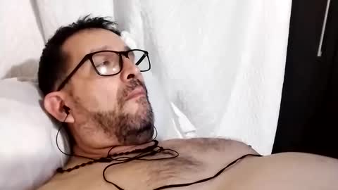 Snapshot of buchs32 chatting on 11/07/25, 06:13 buchs32 online show from 11/07/25, 06:13