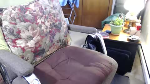 Slim online show from 12/28/24, 05:03