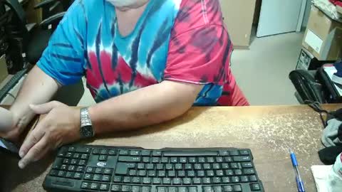 Bucku2 online show from 09/30/25, 09:53