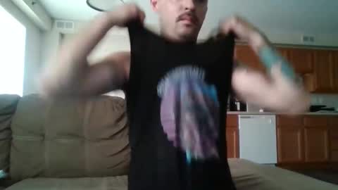 Snapshot of bud42o chatting on 10/18/25, 02:51 Bud42o online show from 10/18/25, 02:51