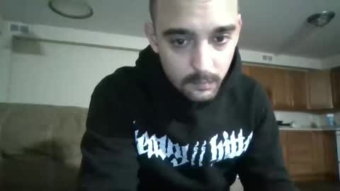 Snapshot of bud42o chatting on 10/21/25, 04:24 Bud42o online show from 10/21/25, 04:24