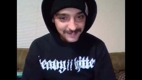 Snapshot of bud42o chatting on 10/27/25, 01:31 Bud42o online show from 10/27/25, 01:31